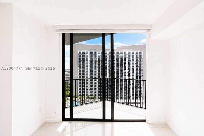 Building Photo - 5252 Paseo Blvd