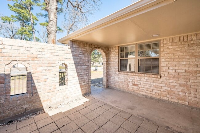 Building Photo - 3435 Gary Ln