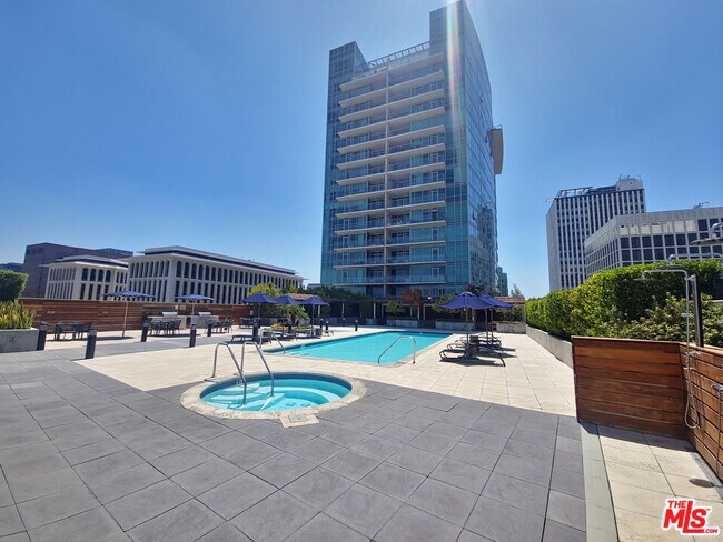 Primary Photo - 3785 Wilshire Blvd
