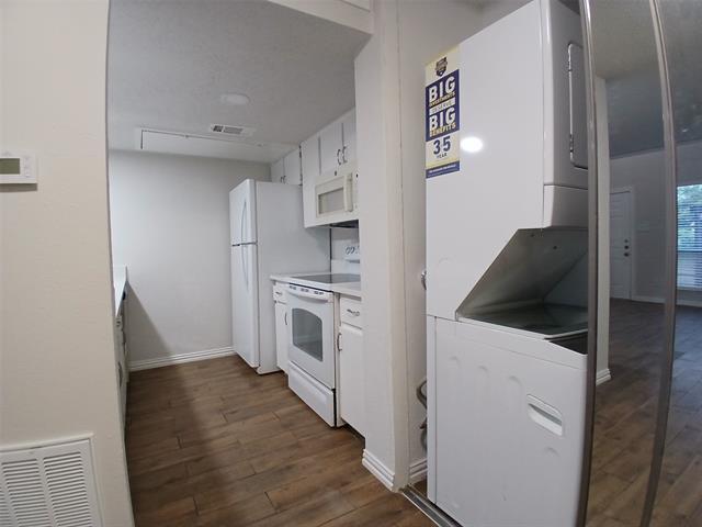 Building Photo - 4640 Country Creek Dr