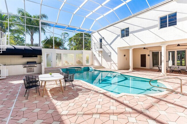 Building Photo - 7132 NW 62nd Terrace