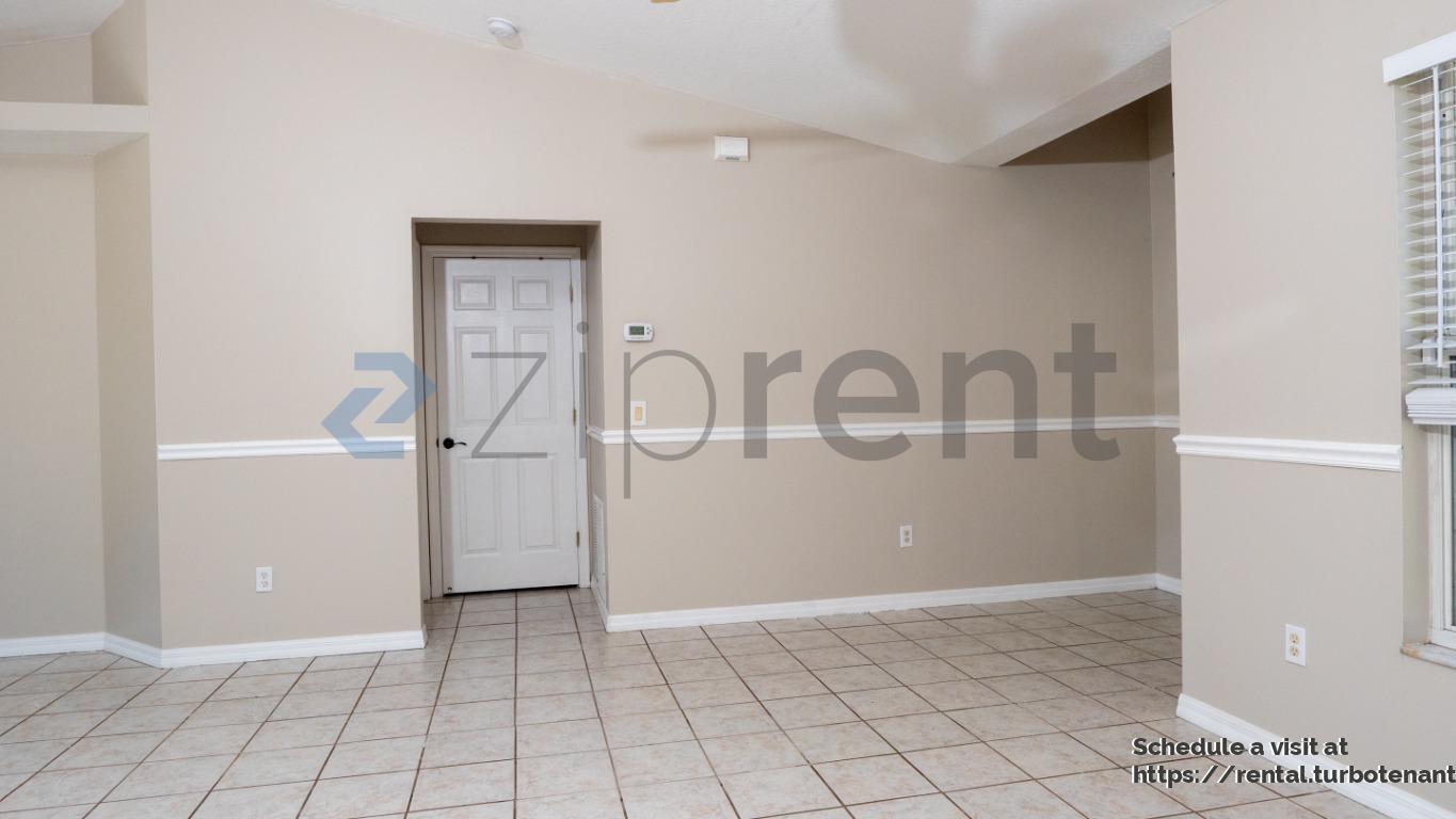 Building Photo - 3309 SW Frankford St