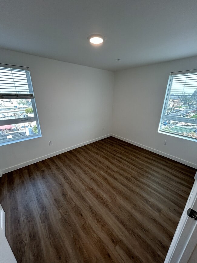 Floorplan - 11630-11640 S Main St (110 E. 116th St)