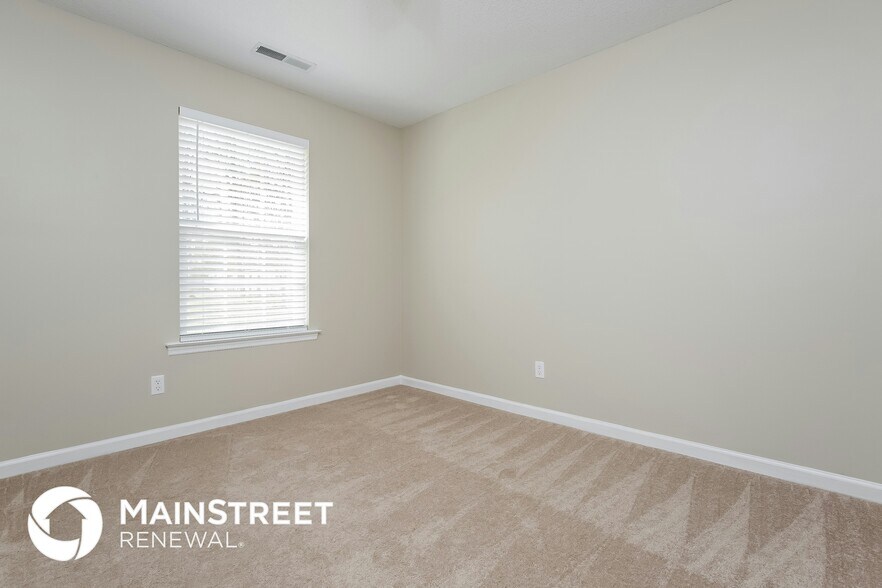 Building Photo - 330 Needham Blvd