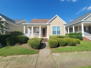 Building Photo - 3304 Calumet Dr