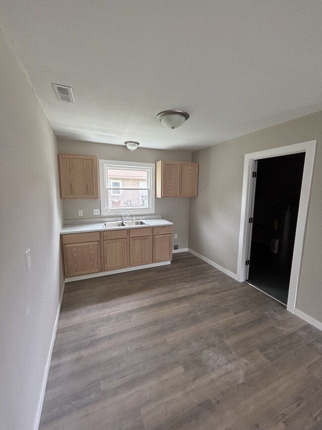 Building Photo - 6301 Nimitz Dr