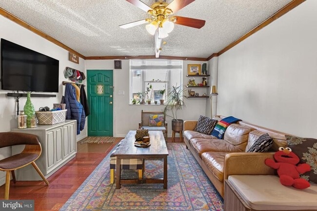 Building Photo - 808 Sears St