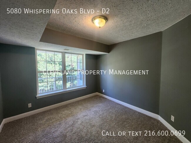 Building Photo - 5080 Whispering Oaks Blvd