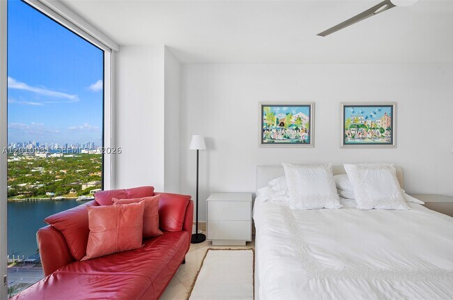Building Photo - 4779 Collins Ave