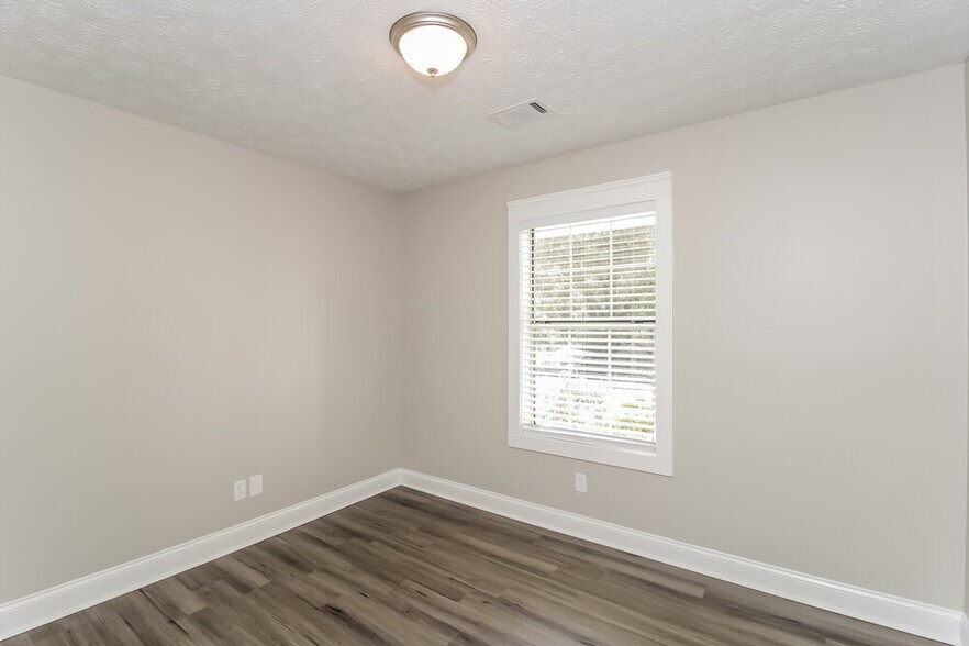 Building Photo - 2735 Country Creek Way NW