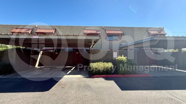 Building Photo - 2724 W McLellan Blvd