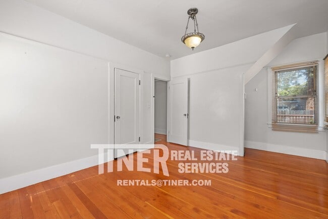 Building Photo - 4201 53rd St