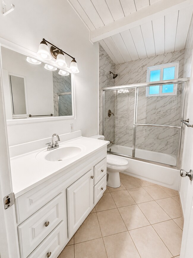 Building Photo - Freshly Updated 3 Bedroom Home in the Heart of Livermore!