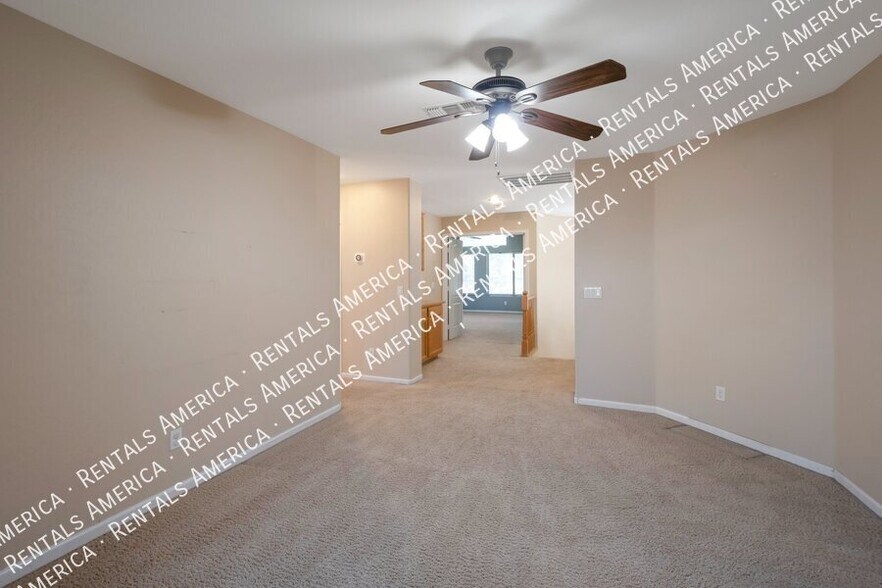 Building Photo - 2682 S Beverly Pl