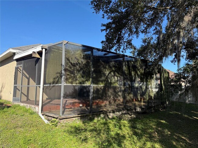 Building Photo - 1976 Willow Wood Dr