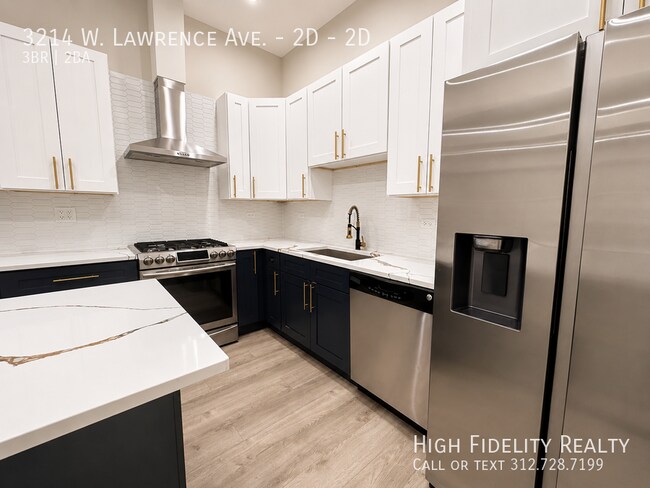 Building Photo - 3214 W Lawrence Ave