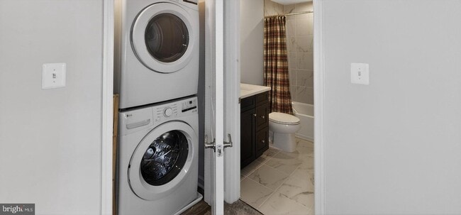 Building Photo - 10570 Sally Ride Ln