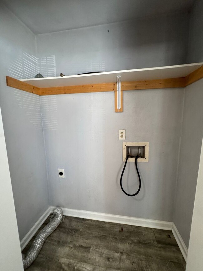 Building Photo - 4308 Tides Ct