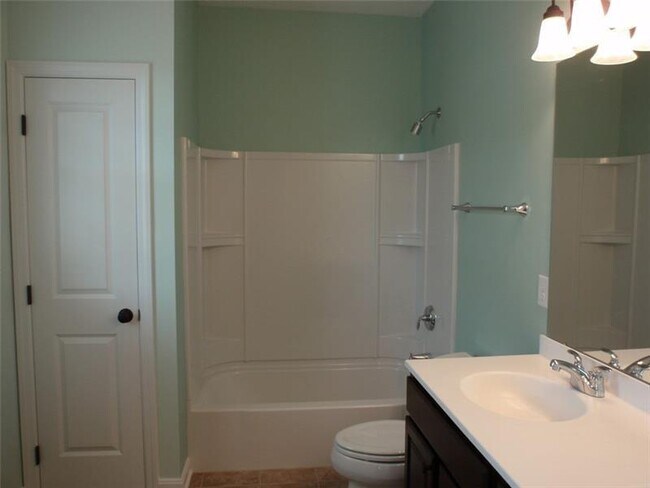 Building Photo - 290 Venango Trail