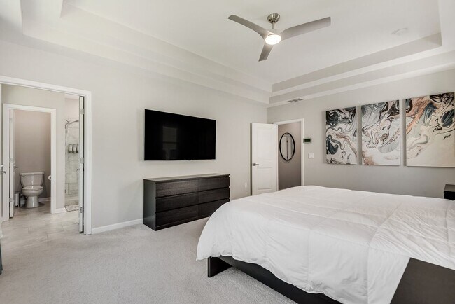 Building Photo - Bright, Modern, Spacious 4bd/3ba Home in Prime Scottdale Location