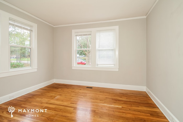 Building Photo - 406 Hillcrest Ave