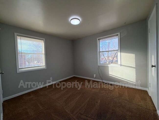 Building Photo - 5501 Benton St