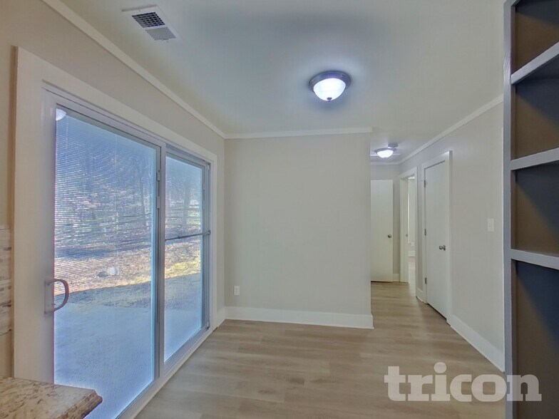 Building Photo - 7428 Autumn Trail