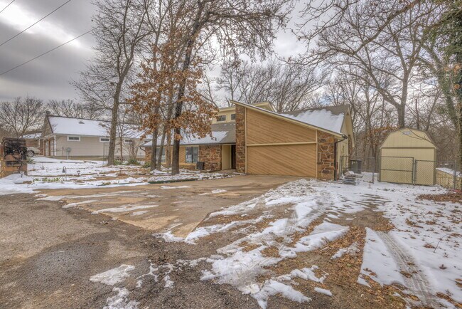 Building Photo - 630 S 276th E Ave