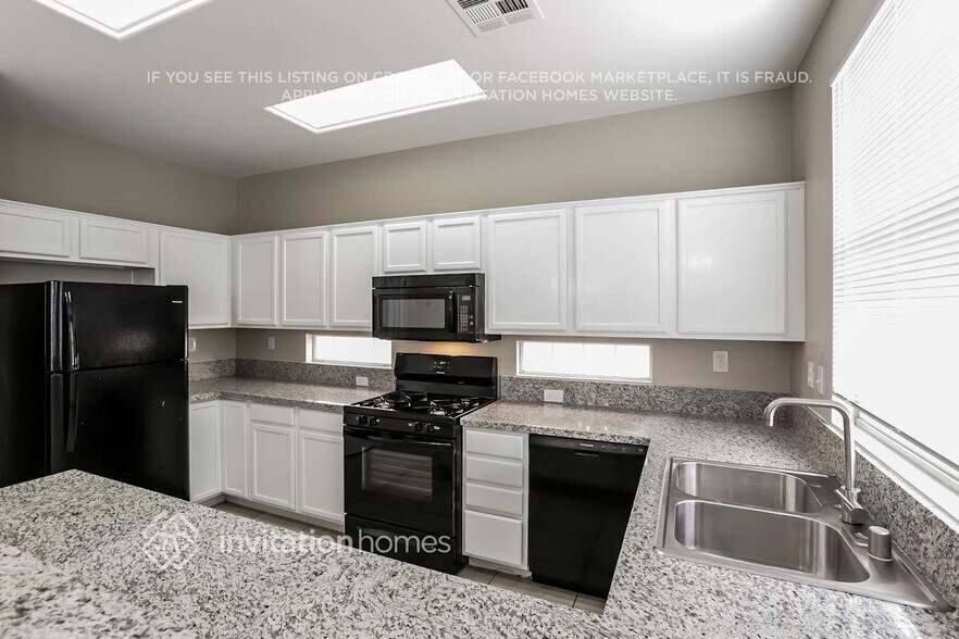 Building Photo - 7028 Wonderberry St