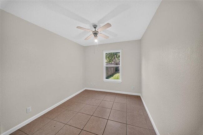 Building Photo - 339 Fantail Loop