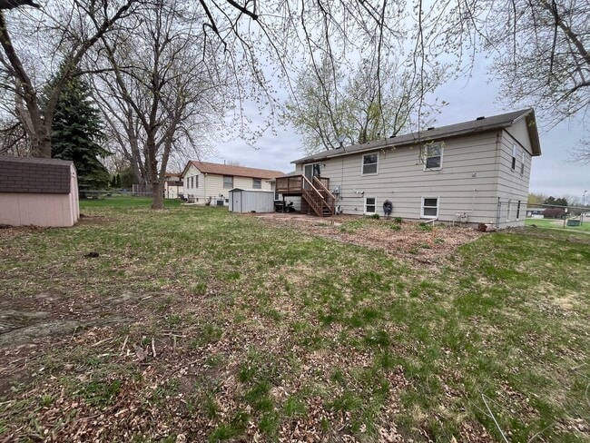 Building Photo - 4 Bed/2 Bath Rental Home with Fenced in Yard!