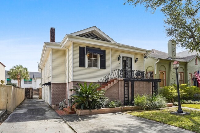 Primary Photo - 5367 Canal Blvd