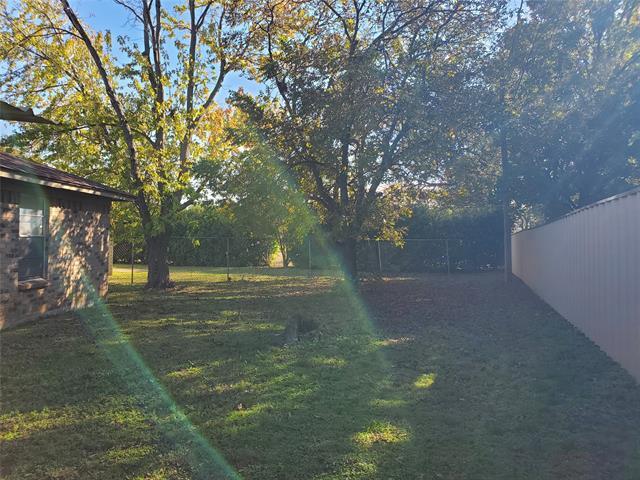 Building Photo - 8828 Las Vegas Ct