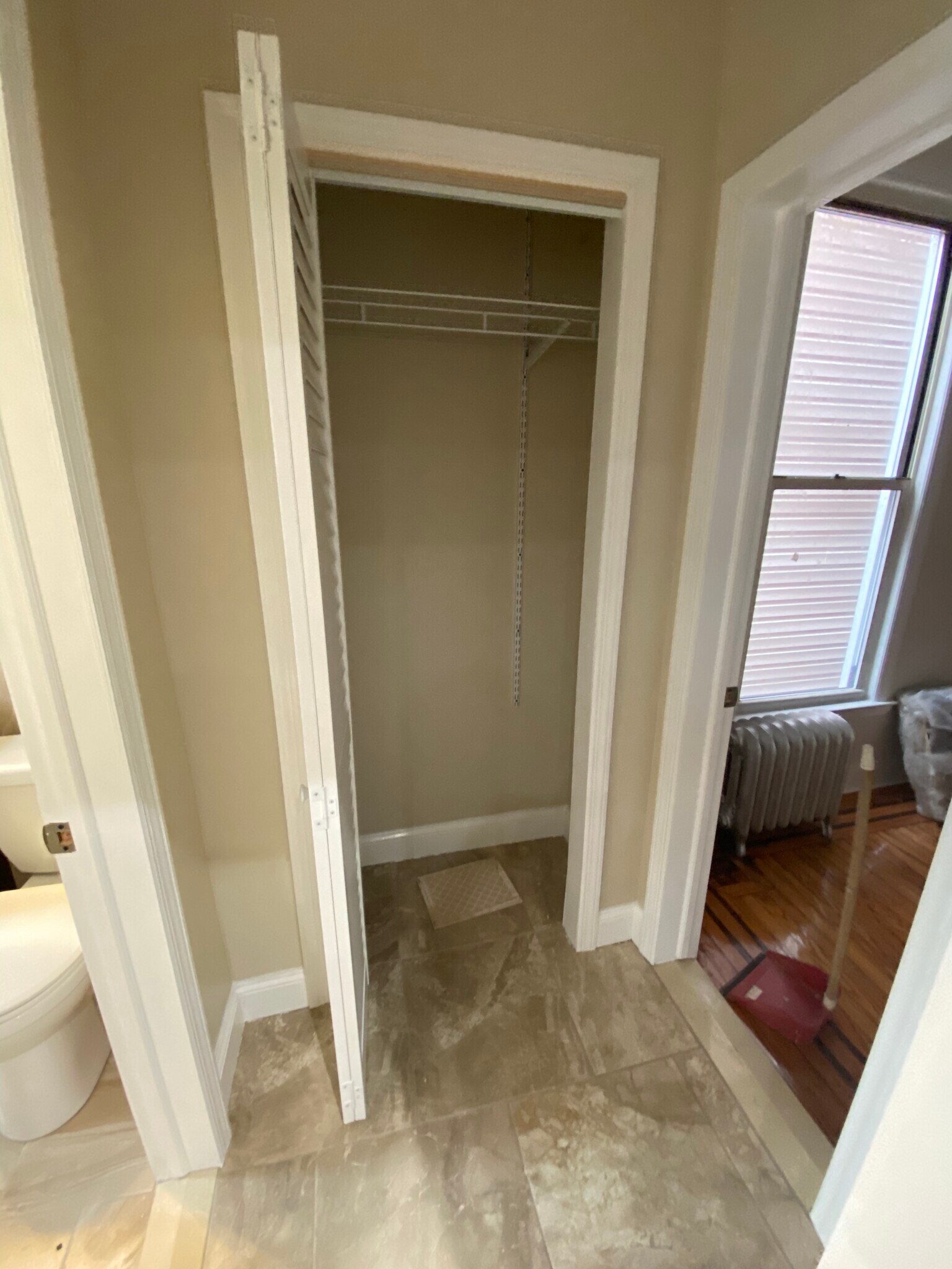 Closet 2 - 7418 88th Ave