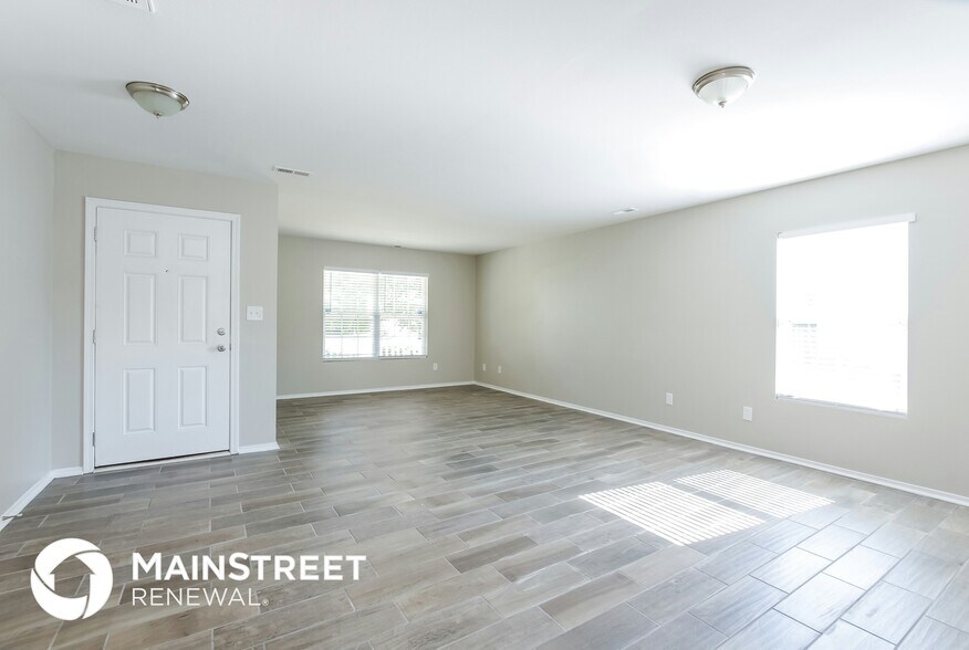 Building Photo - 4317 Larkhaven Village Dr