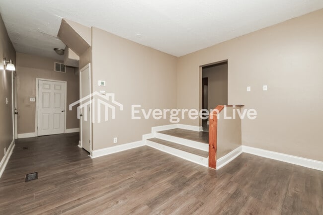 Building Photo - 5336 Tucson Dr