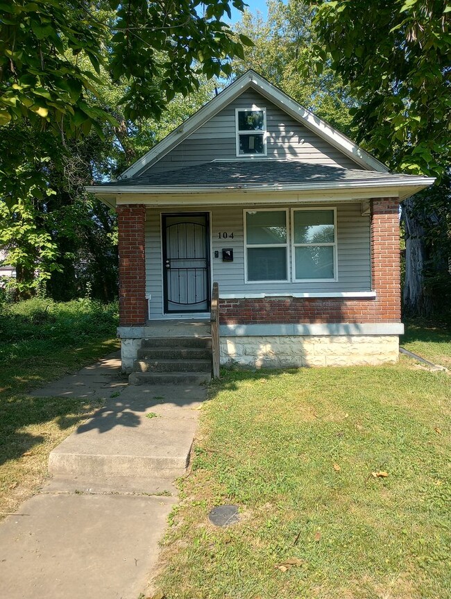 Building Photo - Cute and Cozy 1 bedroom house in the heart...