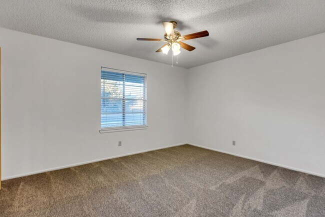 Building Photo - 3712 Monclair Ave