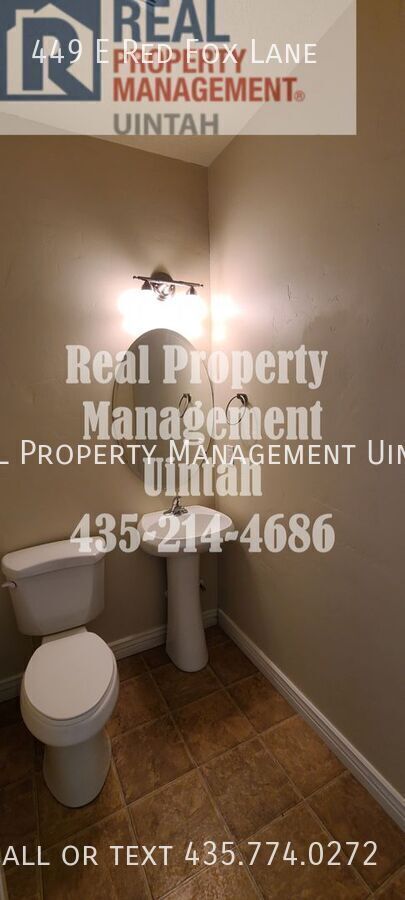 Building Photo - 449 Redfox Ln