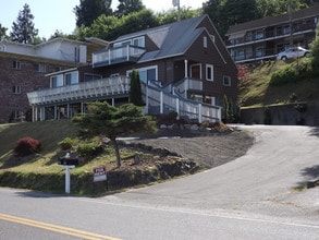 Building Photo - Waterfront Apartments
