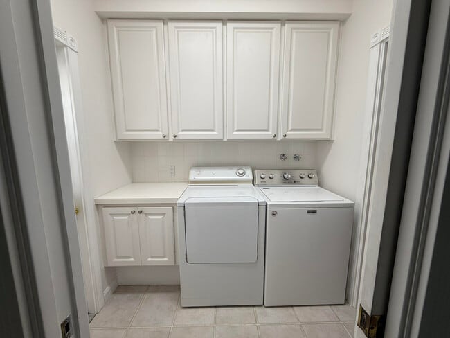 Building Photo - 150 Wentworth Ct