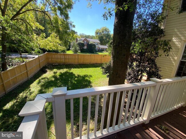 Building Photo - 3707 Moss Brooke Ct