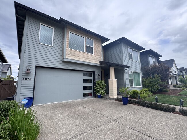 Building Photo - 4078 SE 70th Ave