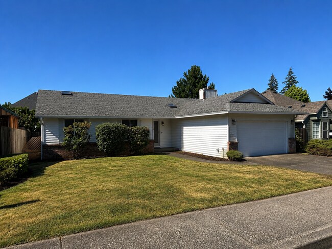 Building Photo - Updated 3B/2Ba Ranch in Five Corners!