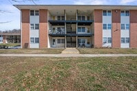 Building Photo - Riverbend Apartments