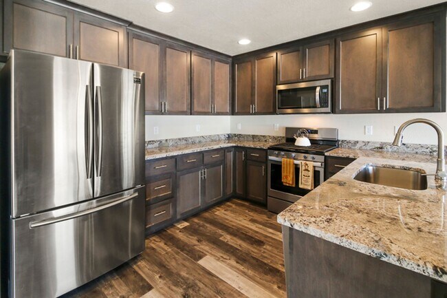 Building Photo - Unfurnished Rental in desirable SW Medford...