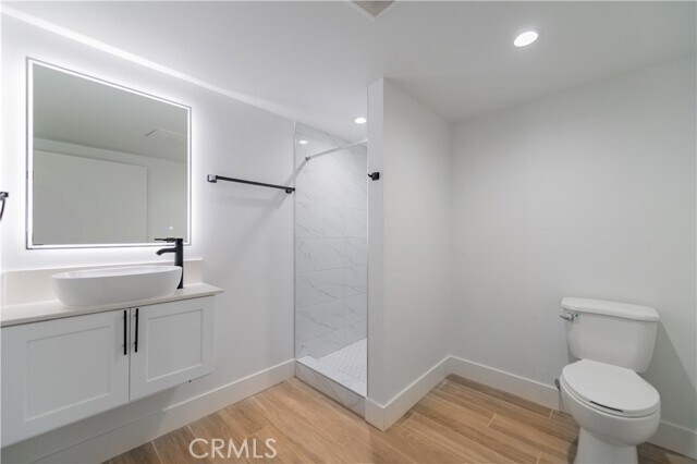 Building Photo - 1596 W 36th St