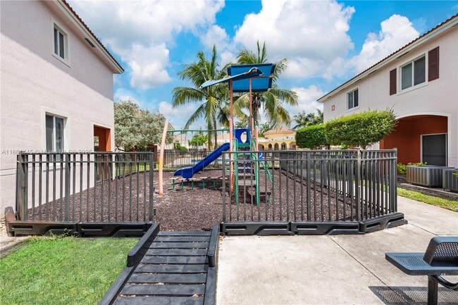 Building Photo - 17347 NW 7th Ave