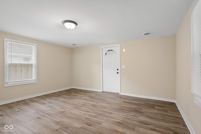 Building Photo - 2151 Park Ave