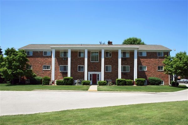 Primary Photo - 2 br, 1 bath Apartment - Orchard Manor